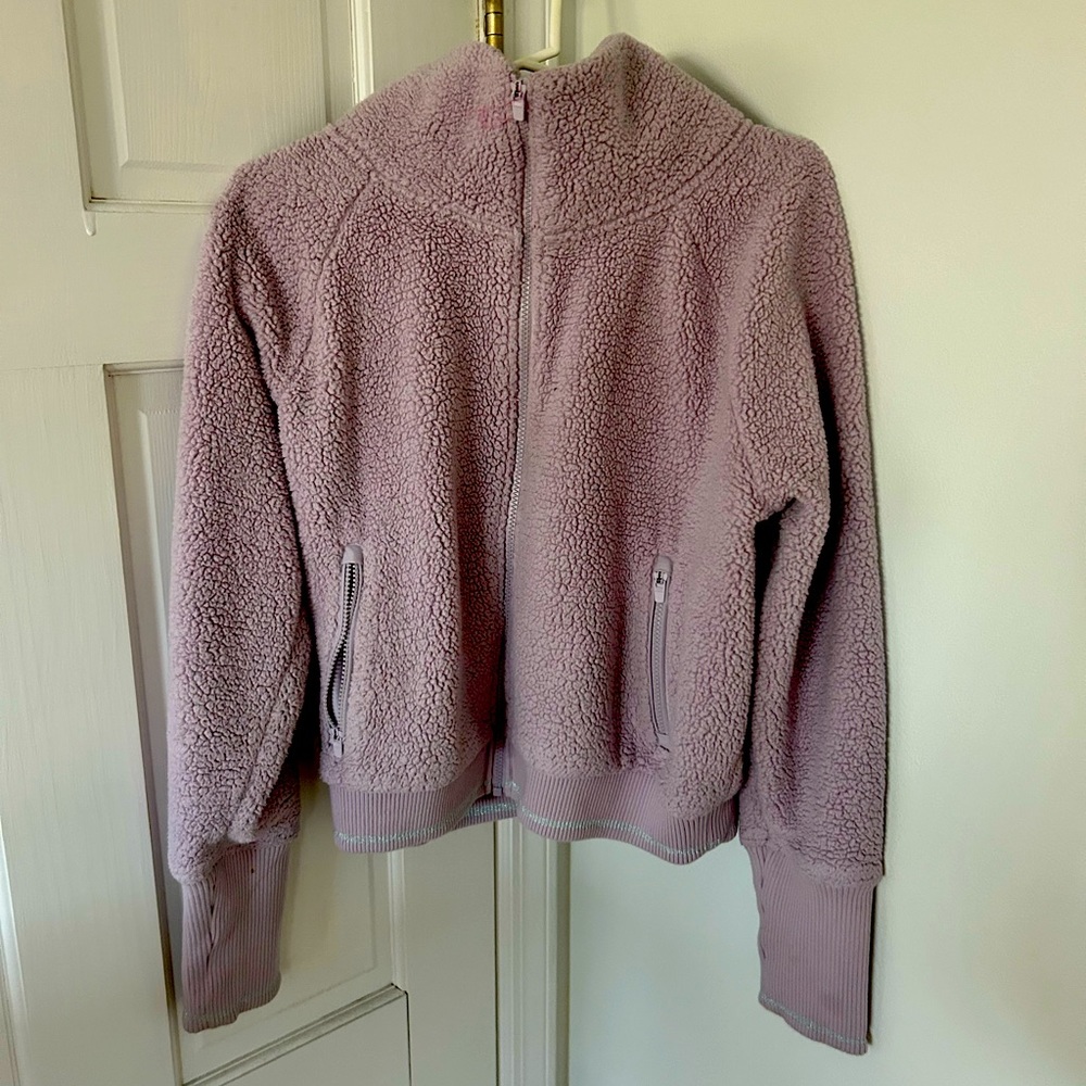 Sherpa Athleta jacket L